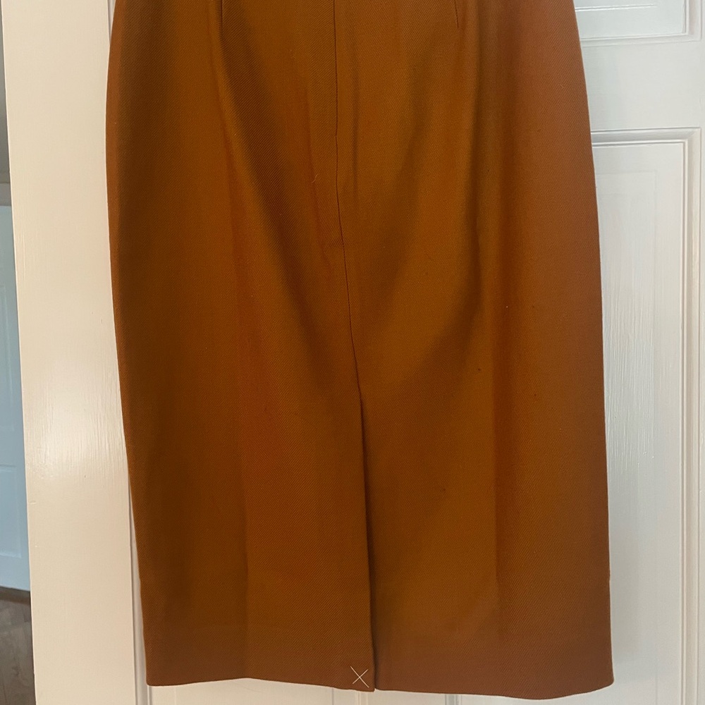 J. crew no.3 pencil skirt in wool new with tags size 8. Rust color.